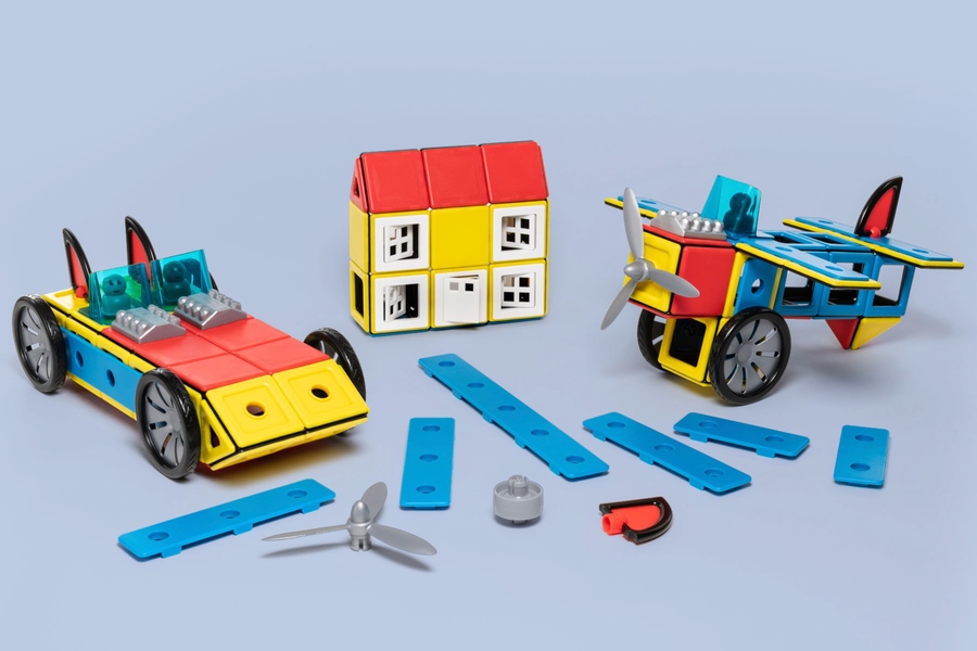 Magnetic Play Set - 144 pieces